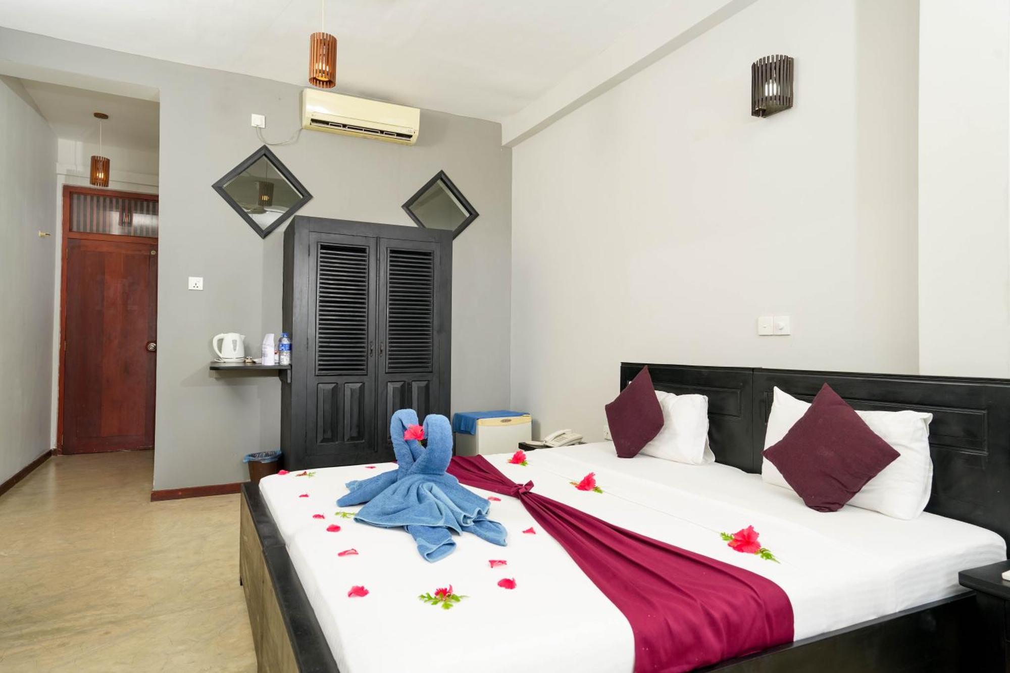 Hotel Silan Mo Мирисса Экстерьер фото